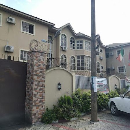Room In Lodge - Clen-Phil Hotels And Suite Port Harcourt Esterno foto